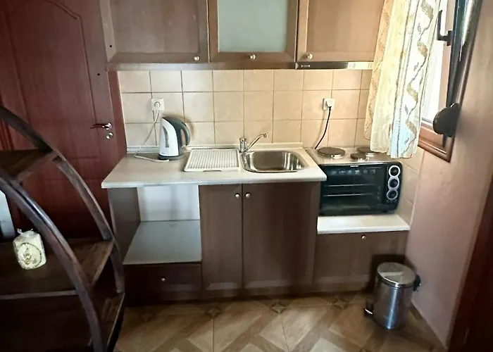 Xenonas Arxontariki 3*