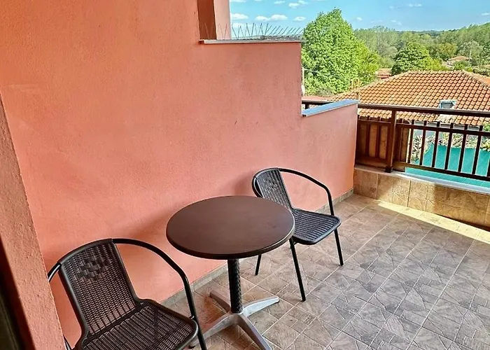 Xenonas Arxontariki 3*