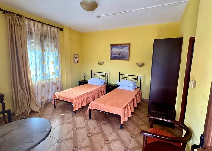 Xenonas Arxontariki 3* Mikro Dereio